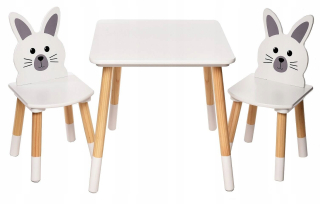 SET drevený stôl + 2 stoličky pre deti biele zajačiky
