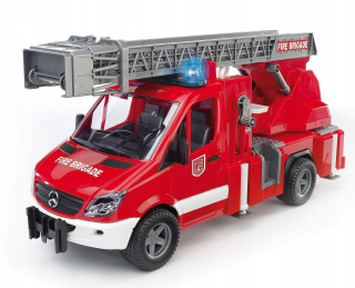 Hasičské auto - Bruder 02532 šprintér. Hasičský voz. Zvuk vody