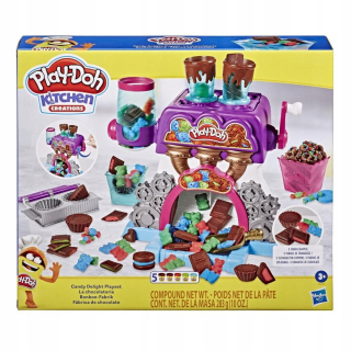 Hasbro sada s plastovou hmotnosťou. Továreň Playdoh