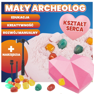 Baňa diamantového krištáľového vyťaženého srdca