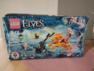 Stavebnica LEGO Elves - Diorama Star Wars 75330: Výcvik Jediov
