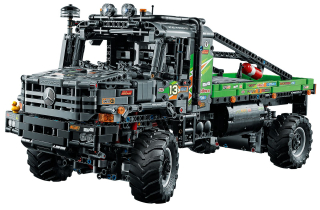 Stavebnica LEGO Technic - LEGO Technic Mercedes-Benz Zetros Truck