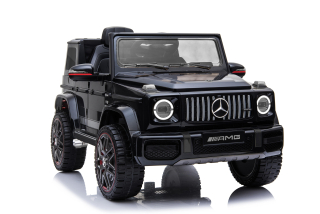 Mercedes auto Biela, Čierna, Červená