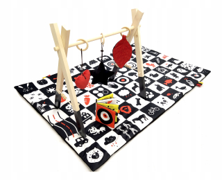Vzdelávacia podložka pre deti - Kontrastná vzdelávacia podložka Baby Gym + hračky