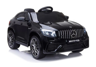 Biele auto Mercedes