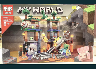 Minecraft Caves s pokladom žiariacim blokom 6020 634 ks