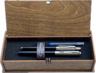 Čierno-strieborné pero Parker Jotter + náplne pera Parker