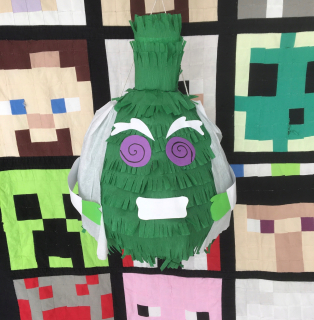 Pinata Profesor K Super Zings