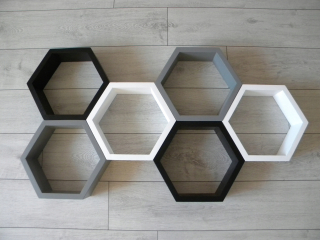 Polica do detskej izby - Borovica police plást hexagon set 6 ks