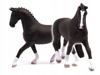 SCHLEICH 13927 kôň Hanoverian žrebec