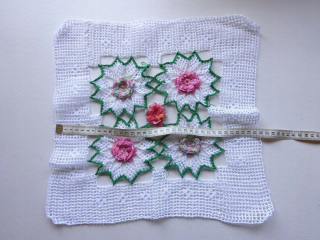 Servítky na párty - Háčkovaná obrúčka 36 cm x 36 cm