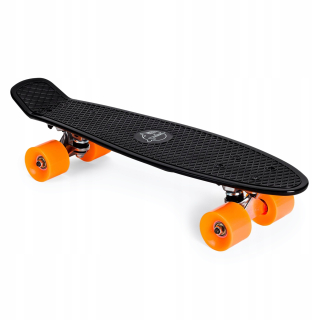 Čierna pohľadnica na skateboard veľryby hrbatej