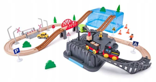 Front Woodyland s elektrickou baňou lokomotívy v vlaku až do 63el,